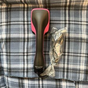 Revlon Pro Collection One Step Hair Ionic Dryer and Brush Styler Brand new